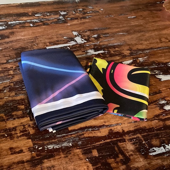 80’s Laser Photo Backdrop and I Love the 80’s Banner - Picture 5 of 7